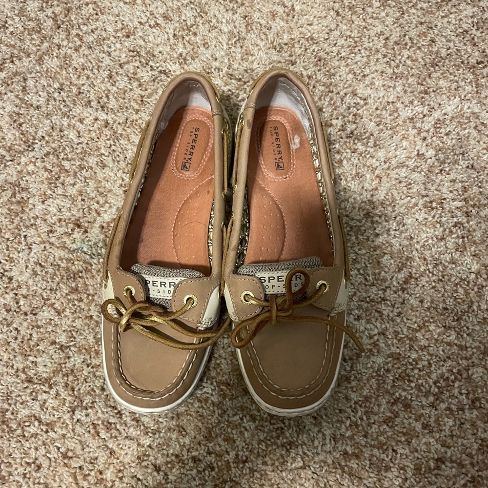 Womens Sperry boat shoes